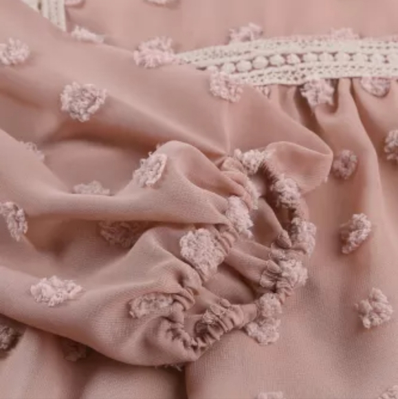 β€οΈπHPπNew Ruffled Swiss Dot Split Neck Ruffle Babydoll Blouse - Picture 9 of 16